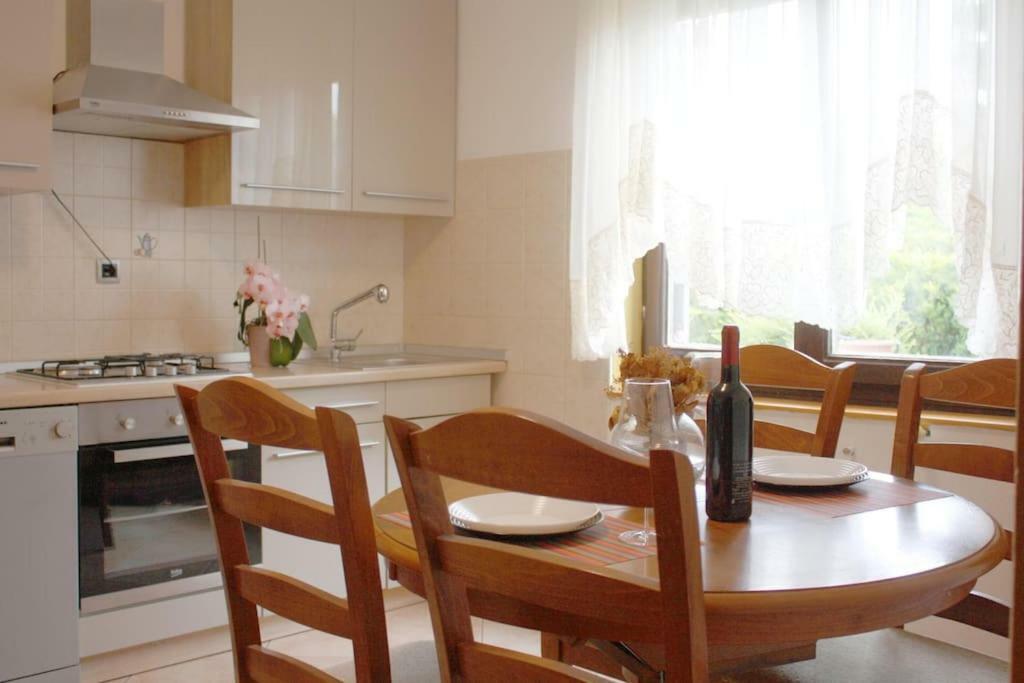 Deni09 Apartment Pomer Ngoại thất bức ảnh